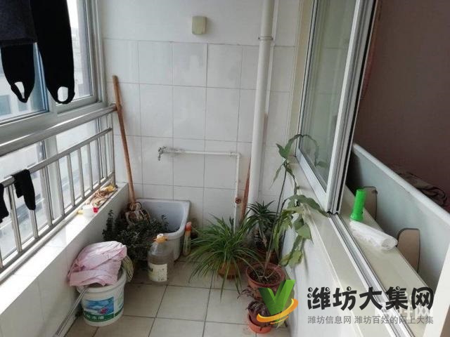 41萬搶青云花園3室好房，多層1樓精裝，帶倉庫，搶到賺到