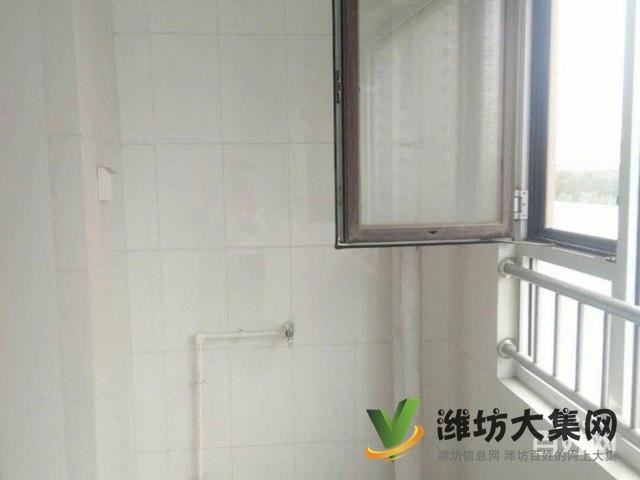 低首付 區(qū)政府近 凡爾賽麗都 客廳朝陽 新房未住