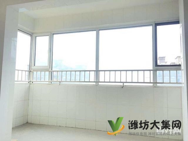特價房！首付僅需10萬 濰城區(qū)政府旁電梯洋房134