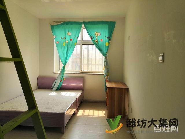 福滿園上下復式，精裝未住，四室兩廳帶倉庫